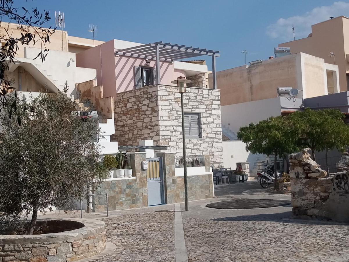 Takis Guesthouse- Laoura-Hermoupolis Exterior foto